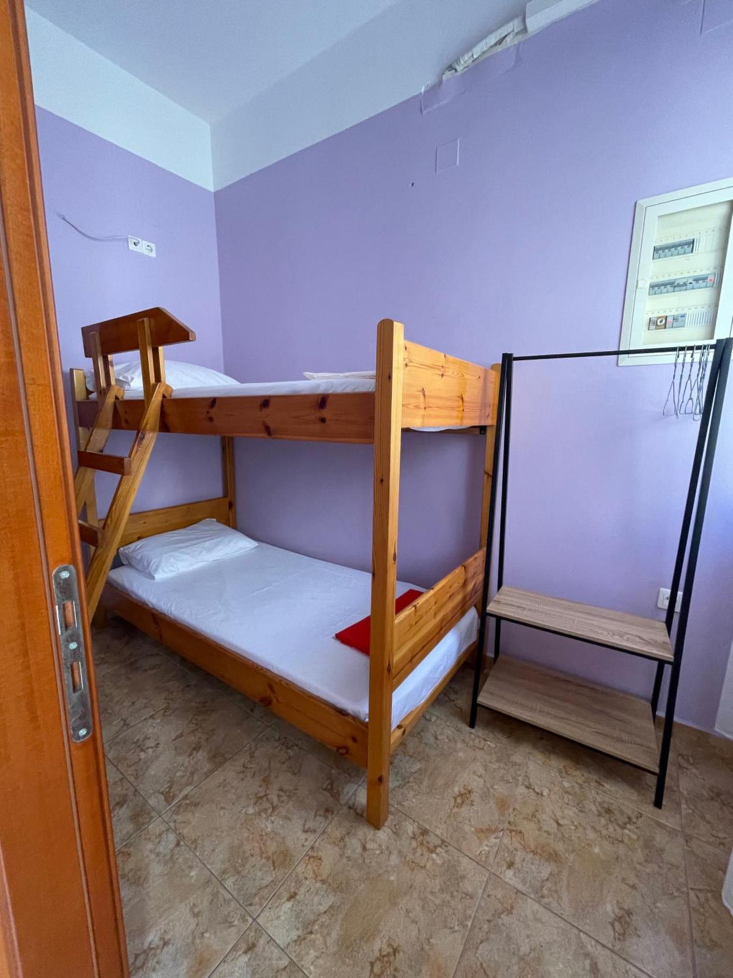 Teen Hub Ermoupoli Luaran gambar